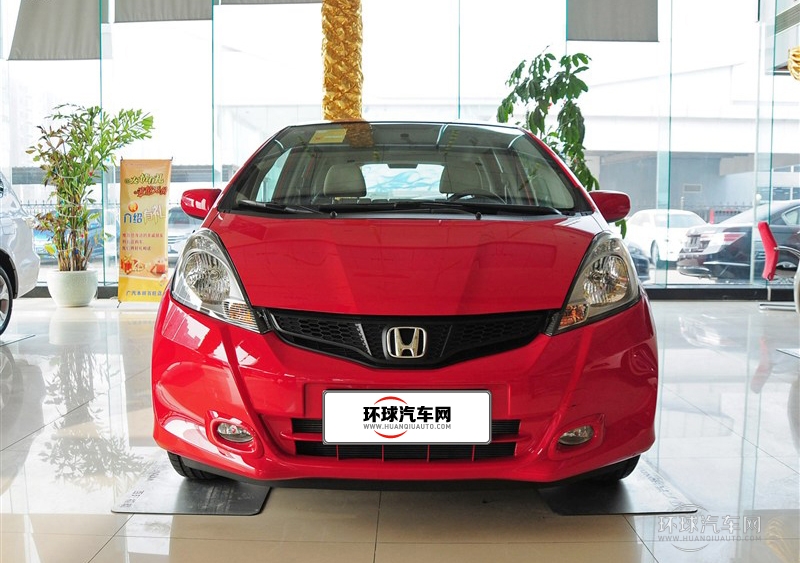 2011款 1.3L 手動舒適版