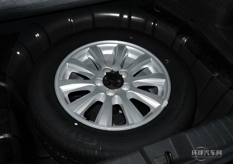 2012款 2.0L 手動智雅版