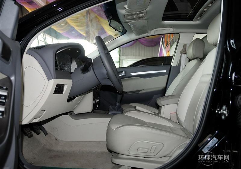 2012款 2.0L 手動智雅版