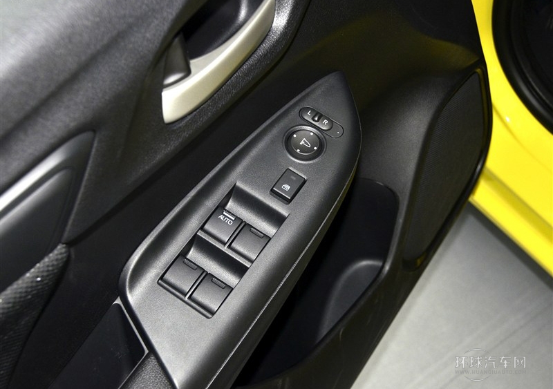 2014款 1.5L LX 手動(dòng)舒適型