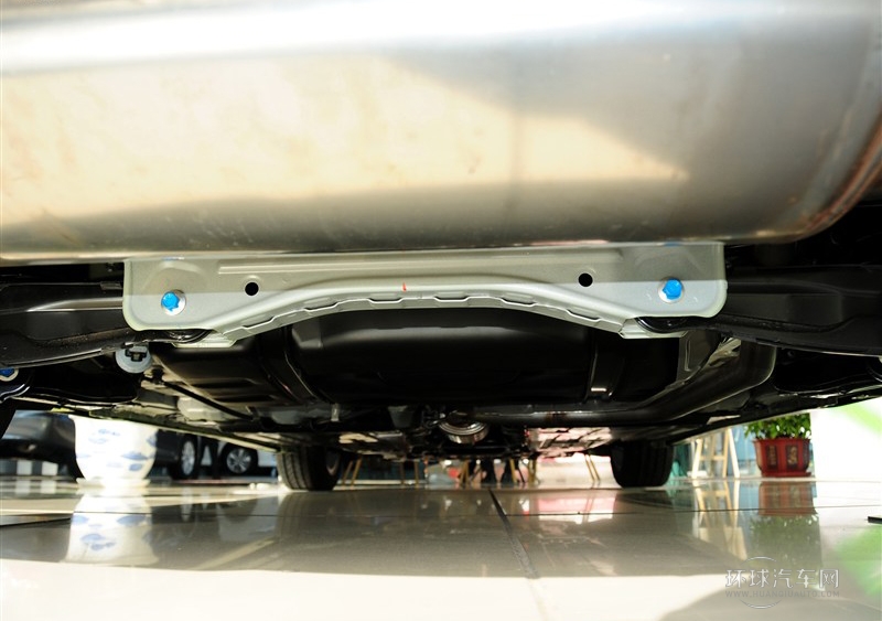 2013款 1.8L 自動舒適版 6座