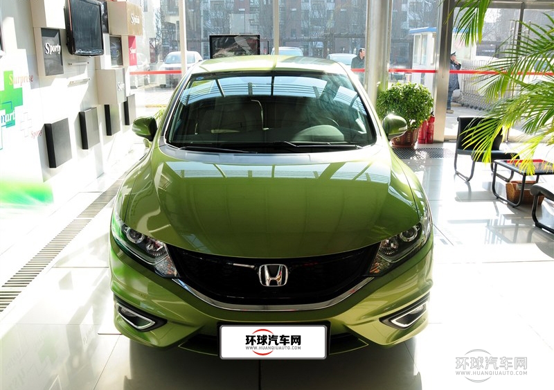 2013款 1.8L 自動舒適版 5座