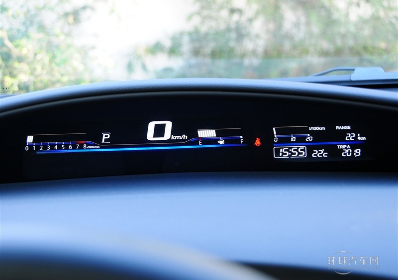 2013款 1.8L 自動舒適版 5座