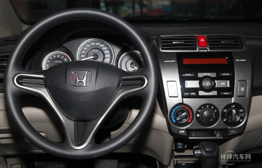 2012款 1.5L 自動精英版