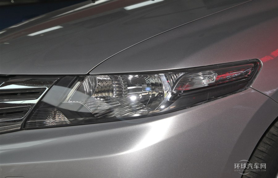 2012款 1.5L 自動(dòng)精英版