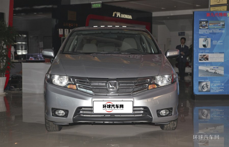 2012款 1.5L 自動精英版