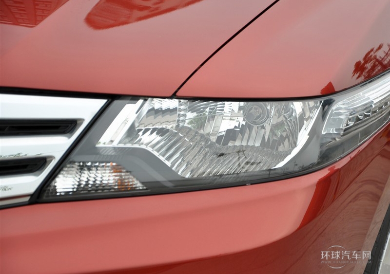 2012款 1.5L 手動舒適版