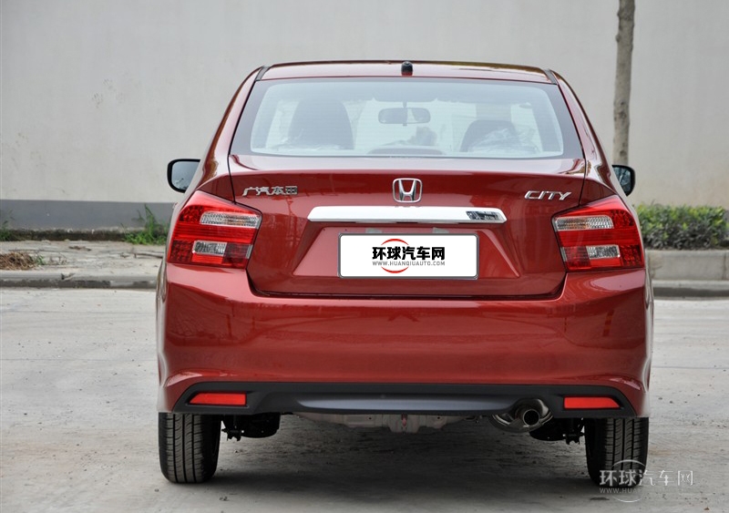 2012款 1.5L 手動舒適版