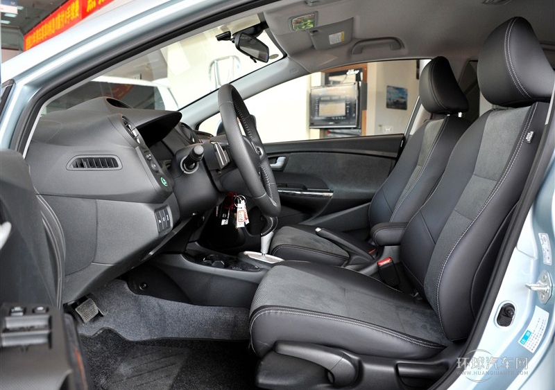 2013款 1.3L 標(biāo)準(zhǔn)型