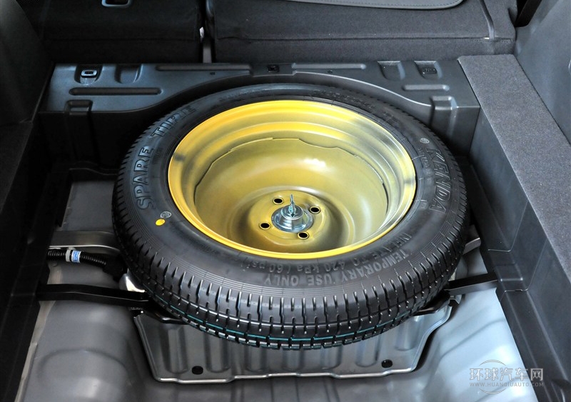 2013款 1.3L 標(biāo)準(zhǔn)型