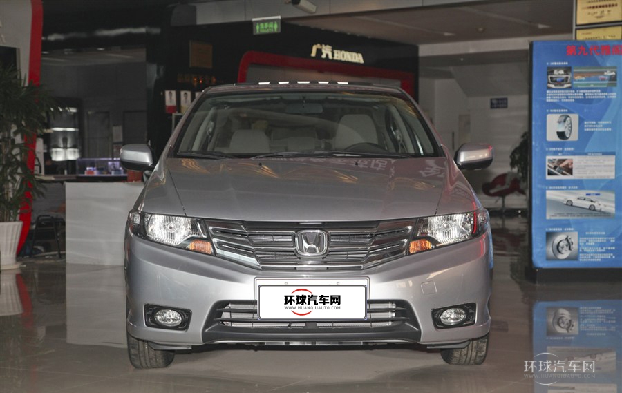 2012款 1.8L 自動(dòng)舒適版