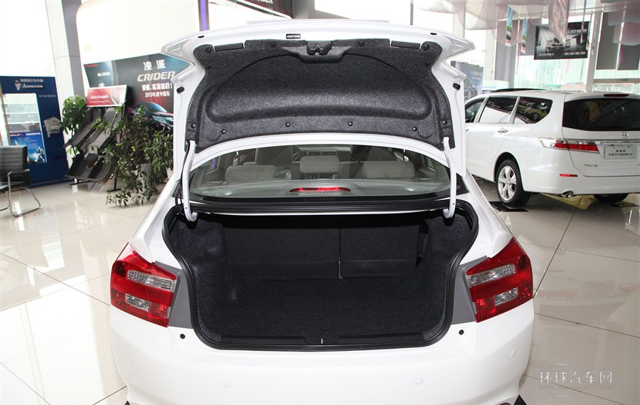 2014款 風(fēng)尚 1.5L 手動(dòng)精英版