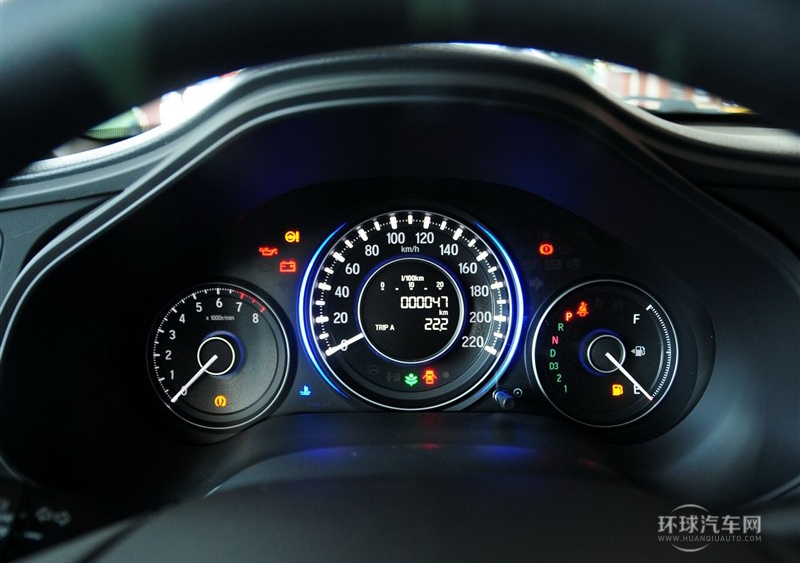 2013款 1.8L 自動(dòng)豪華版