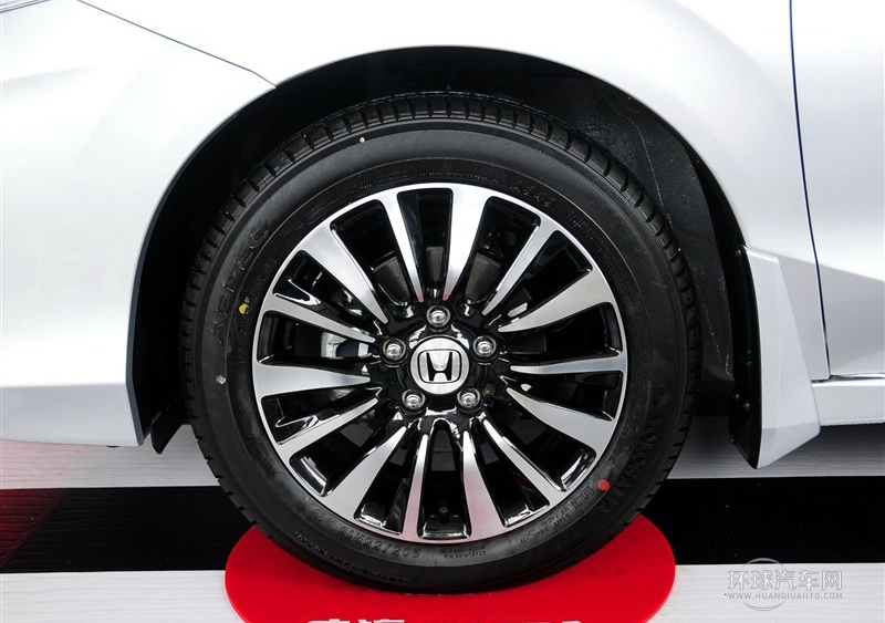 2013款 1.8L 自動(dòng)豪華版