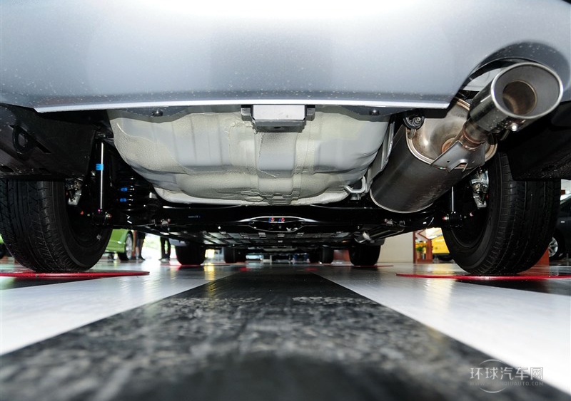 2013款 1.8L 自動豪華版