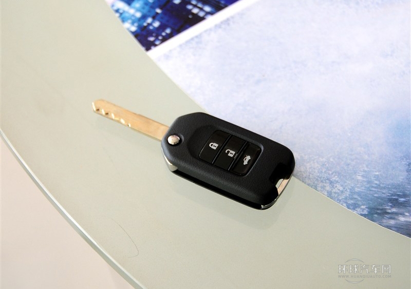 2013款 1.8L 自動舒適版