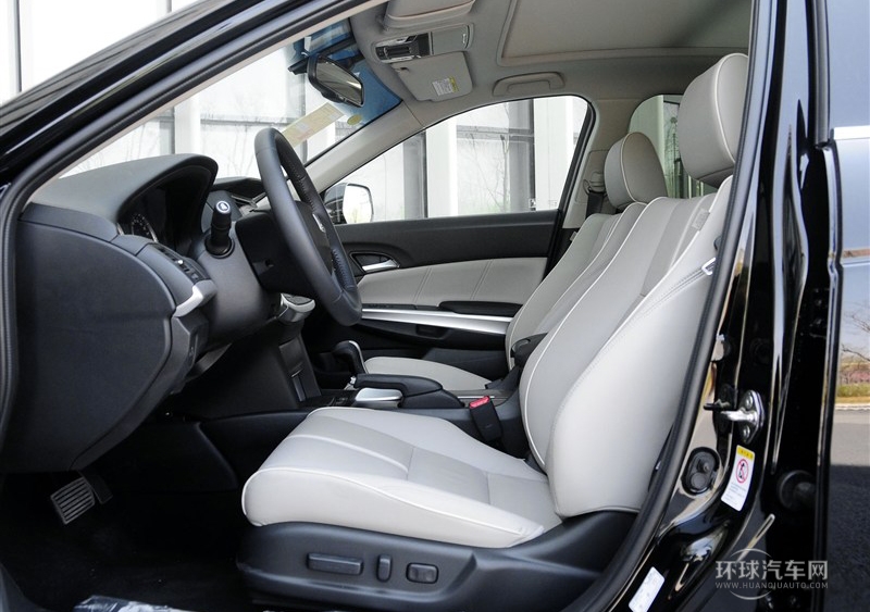 2014款 2.4L 豪華導(dǎo)航版