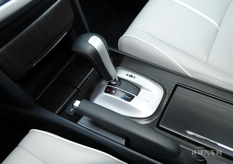 2014款 2.4L 豪華導(dǎo)航版