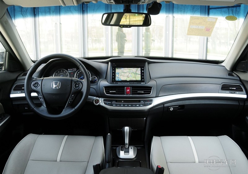2014款 2.4L 豪華導航版
