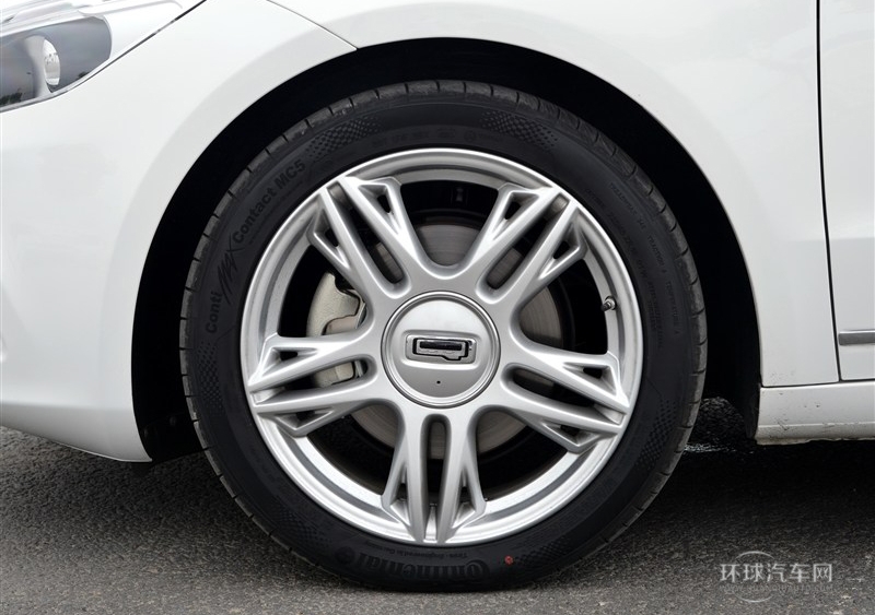 2014款 兩廂 1.6T 自動致臻型(白色)