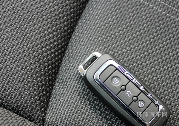 2014款 三廂 1.6L 手動致享型