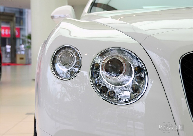 2014款 4.0T GT V8 S 標(biāo)準(zhǔn)版