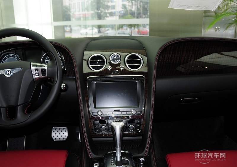 2014款 4.0T GT V8 S 標準版