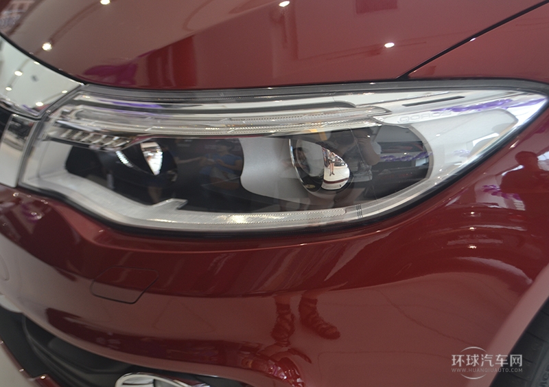 2014款 兩廂 1.6T 自動致臻型（紅色）