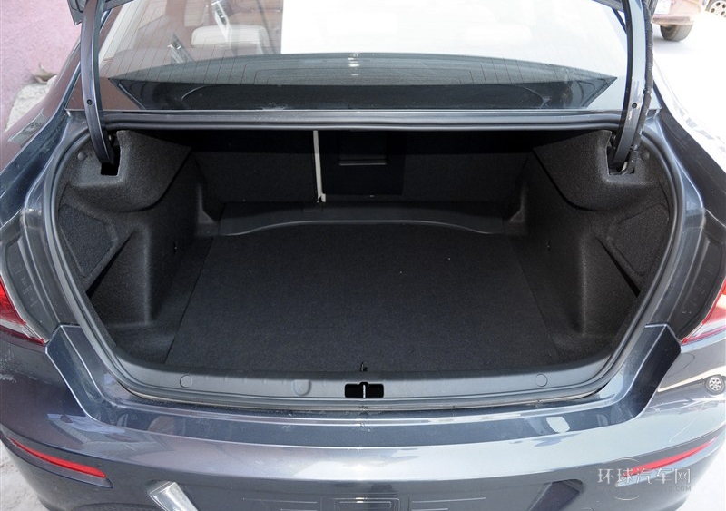 2014款 三廂 1.6T 自動致悅型