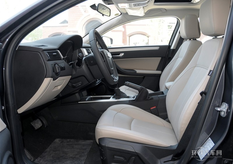 2014款 三廂 1.6T 自動致悅型