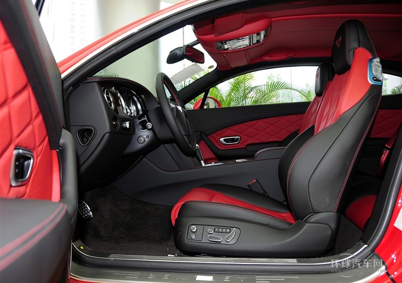 2014款 4.0T GT V8 S 尊貴版