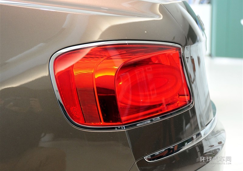 2013款 6.0T W12 MULLINER