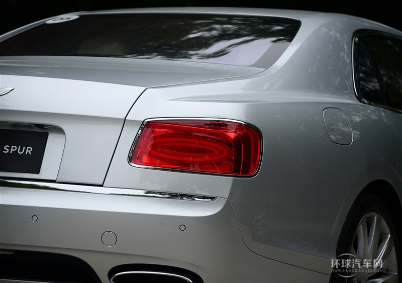 2013款 6.0T W12 豪華版