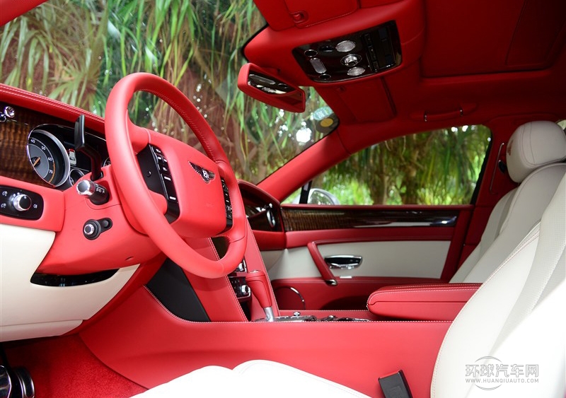 2013款 6.0T W12 豪華版