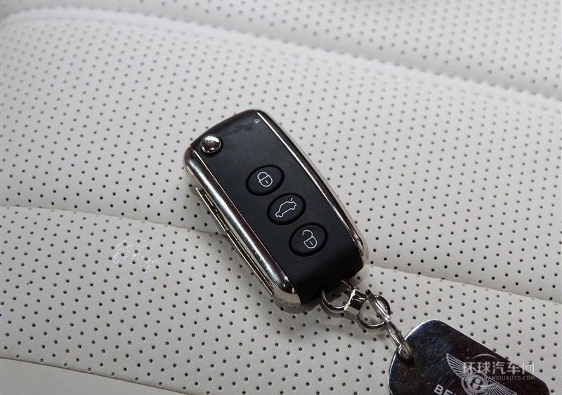 2013款 6.0T W12 豪華版