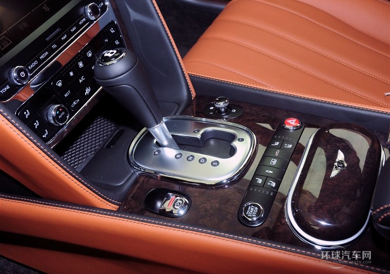 2014款 4.0T V8 尊貴版