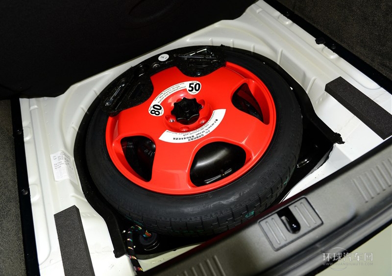 2014款 4.0T V8 標準版