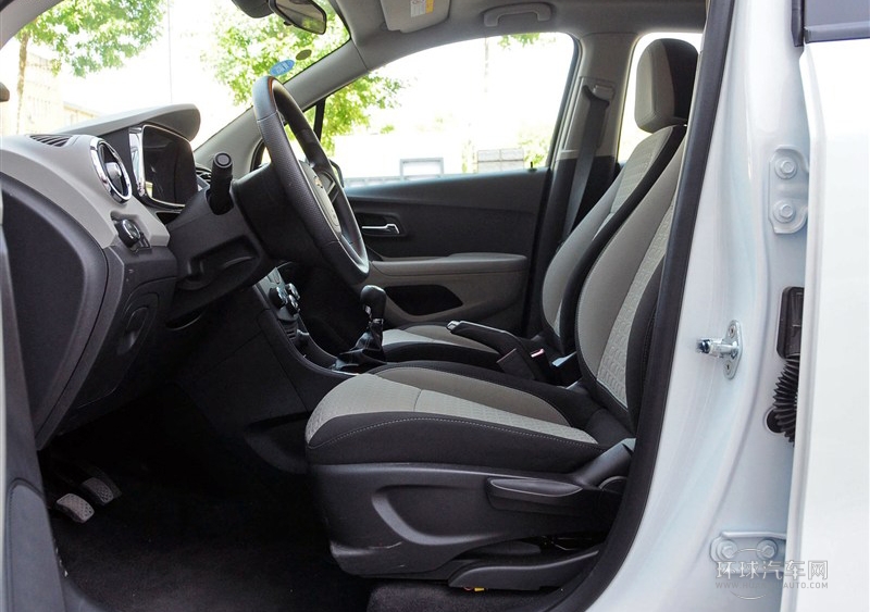 2014款 1.4T 手動(dòng)兩驅(qū)舒適型