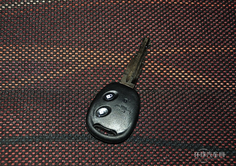 2013款 三廂 1.4L 手動優逸幸福版