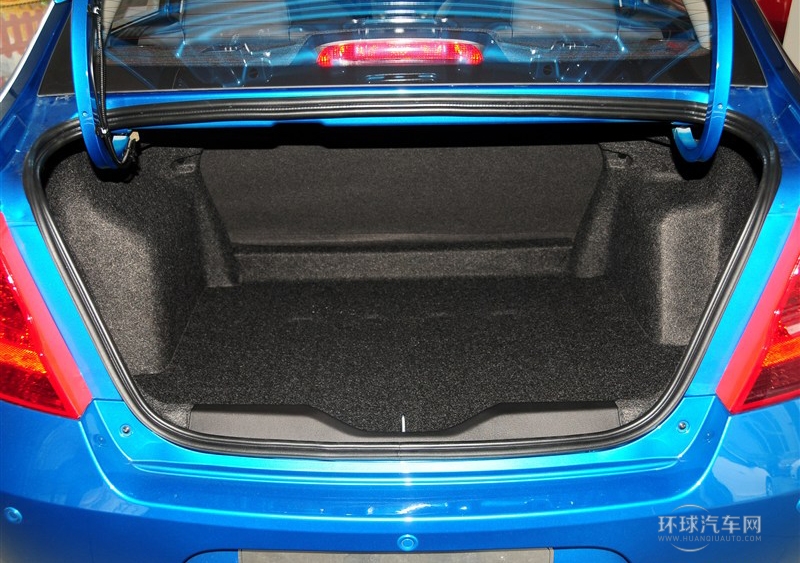 2013款 三廂 1.4L 手動優逸幸福版