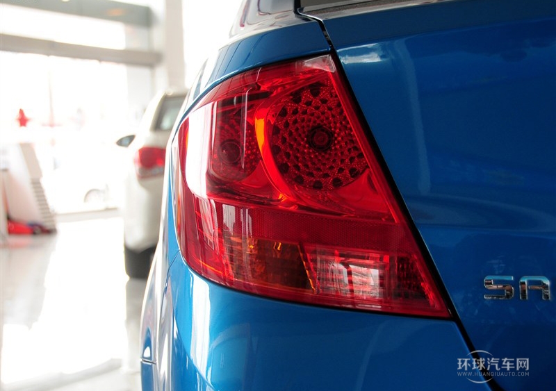 2013款 三廂 1.4L 手動優逸幸福版