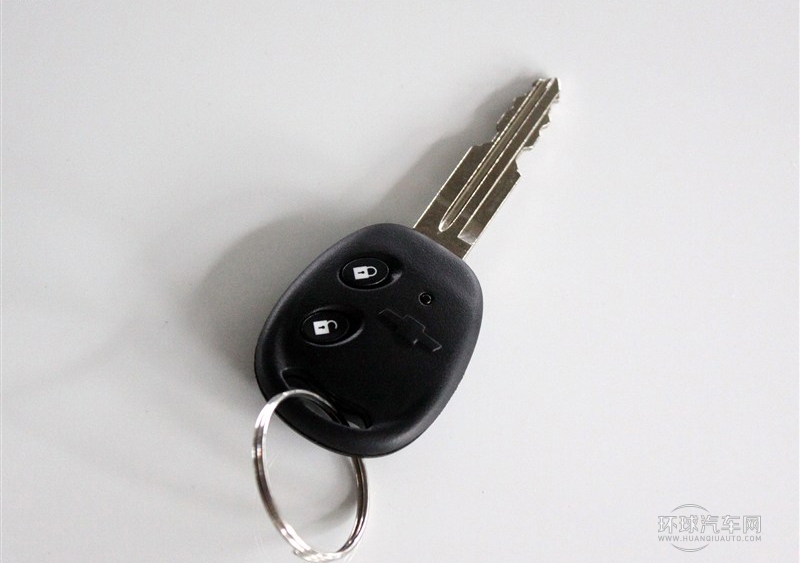 2013款 三廂 1.4L 手動理想幸福版