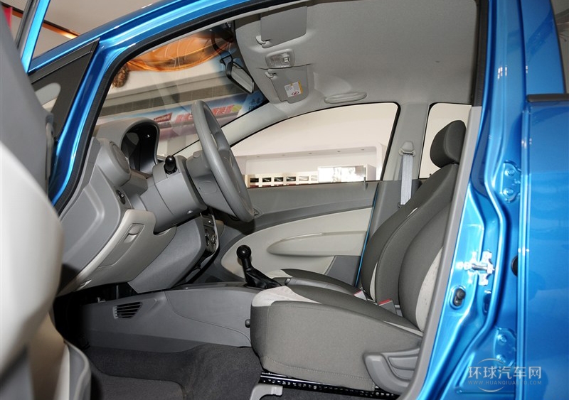 2013款 三廂 1.4L 手動理想版