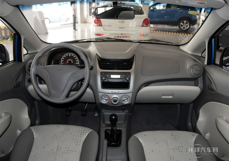 2013款 三廂 1.4L 手動理想版