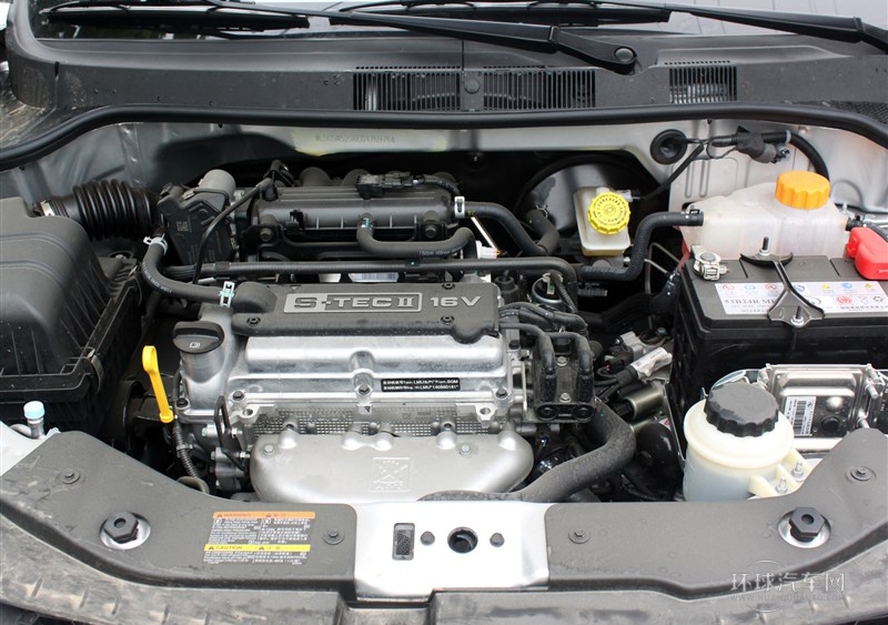 2013款 三廂 1.2L EMT理想版