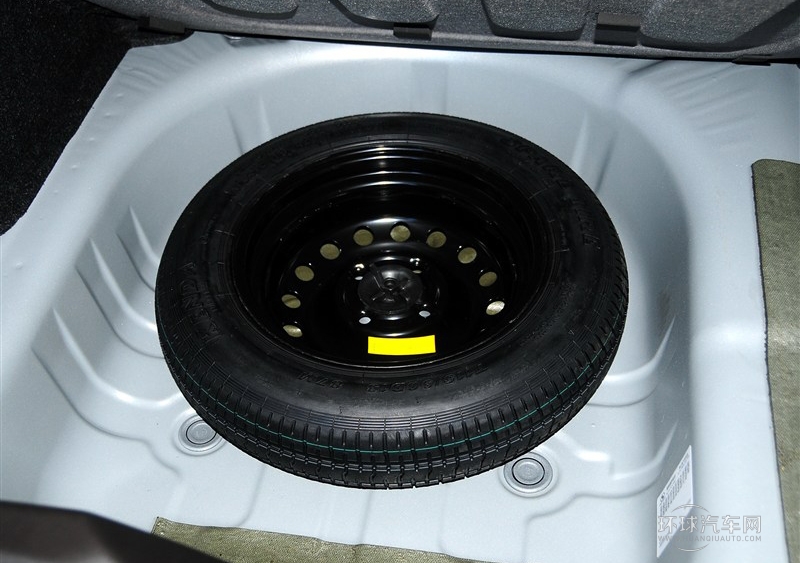 2013款 三廂 1.2L 手動理想版