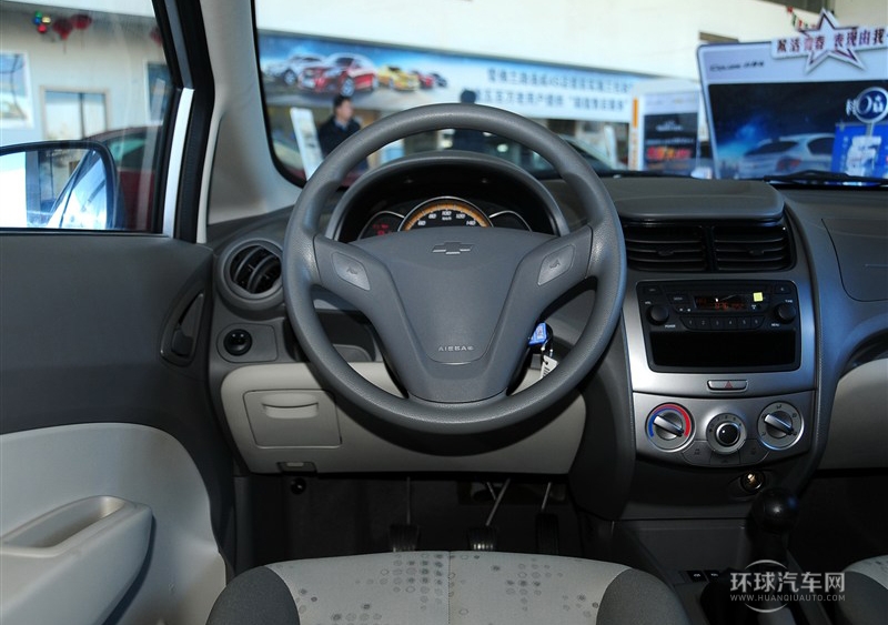 2013款 三廂 1.2L 手動理想版