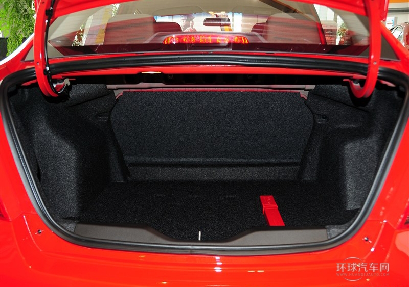 2013款 三廂 1.2L 手動溫馨版