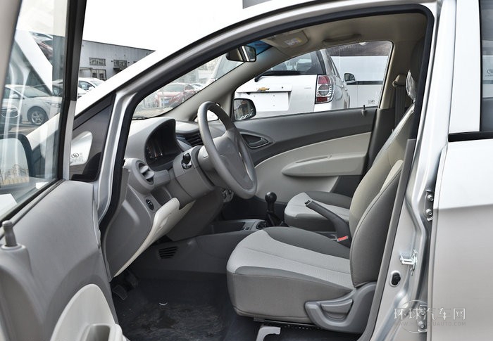 2013款 兩廂 1.2L 手動溫馨版