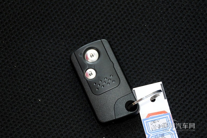 2013款 2.4L 兩驅(qū)豪華版